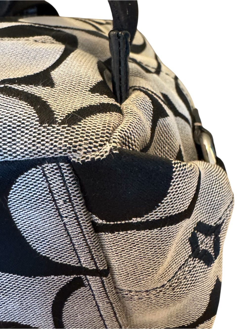 Coach Kyra Daisy Signature Backpack 2011 - Picture 11 of 12